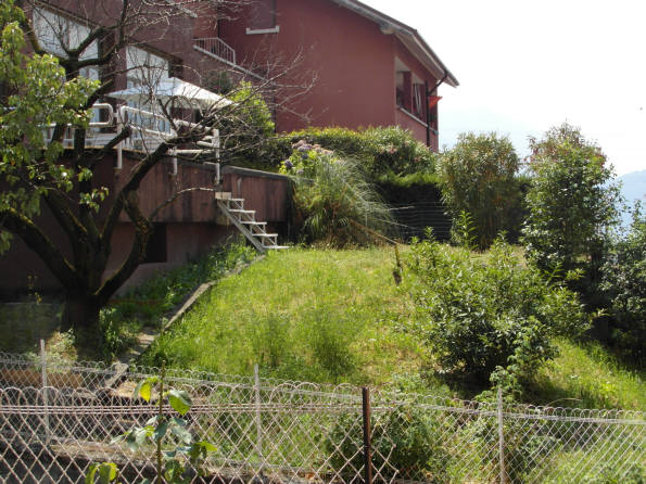 Bellano (LC) : Appartamento,vista lago, giardino