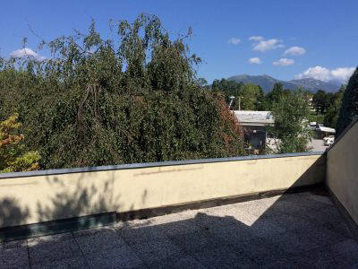 Costamasnaga (LC) : Villa a schiera con terrazzo, doppio box