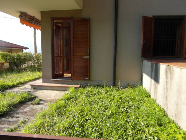 Doppio click per dettaglio immobile Perledo (LC) : Bilocale con giardino con entrata indipendente