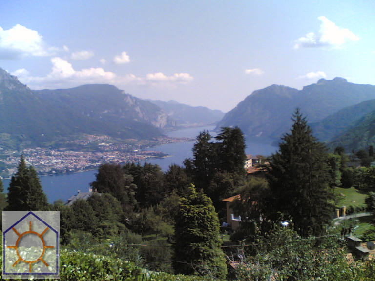 Bellano (LC) : Porzione di casa con giardino e stupenda vista lago (3 appartamenti autonomi)