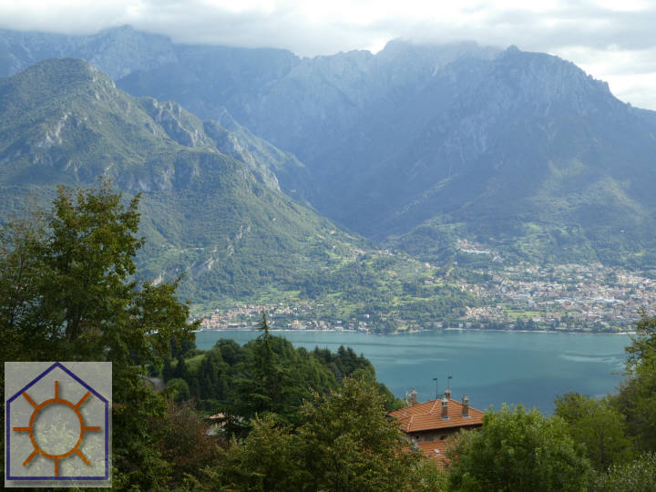 Bellagio (Fr.Civenna) (CO) : In residence, ampio appartamento con giardino e vista lago, box. posto auto