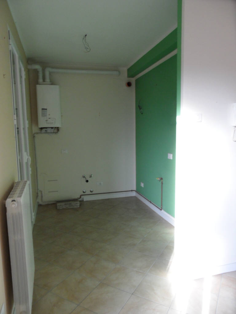 Inverigo (Como) : Nuovo trilocale su 2 livelli con box e doppio bagno
