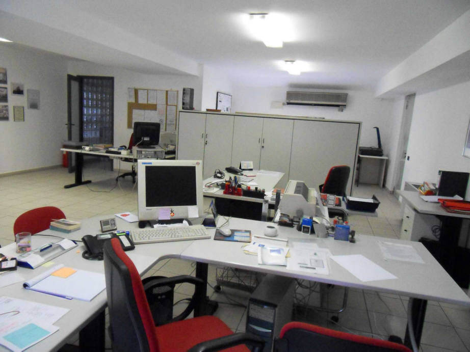 Figino Serenza (Como): Uffici di 130  mq.