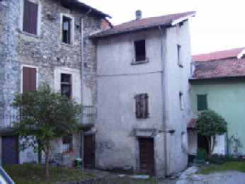 Lezzeno (Co) Rustico su 3 livelli da ristrutturare
