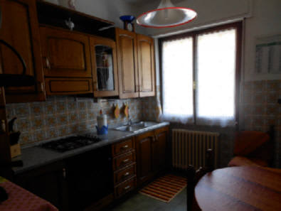 DIZZASCO (CO) : Casa indipendente con giardino