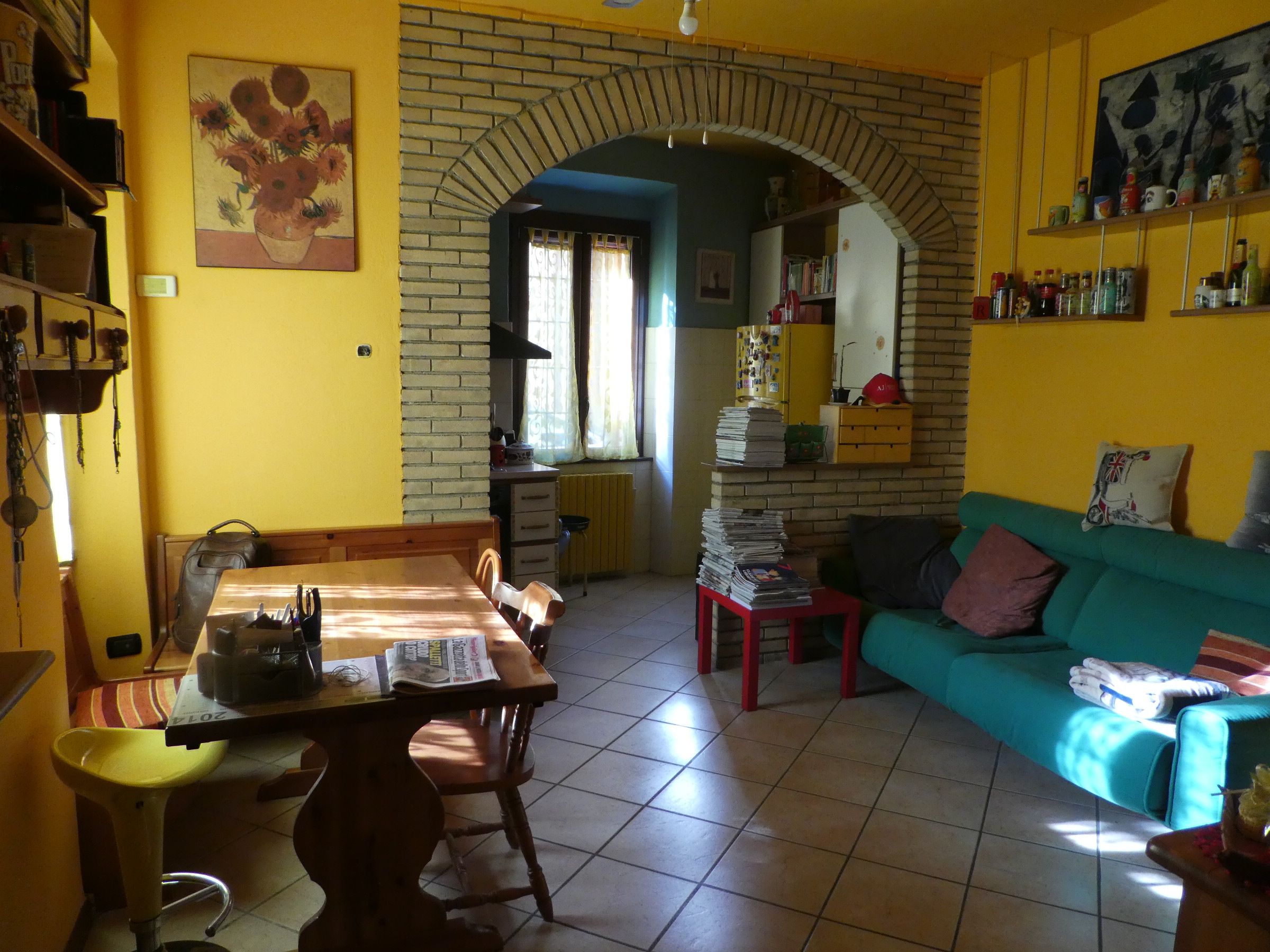 Lambrugo (Co): Porzione di casa su 2 livelli + mansarda