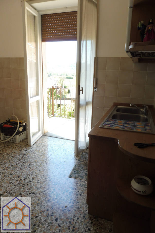 Sirone (Co) : In centro paese Bi/trilocale con posto auto